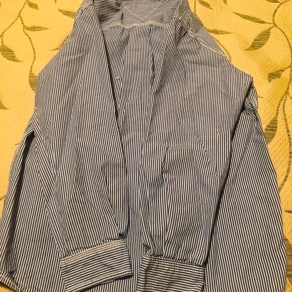 Tommy Hilfiger 7 years Button Down Shirt - Picture 8 of 12